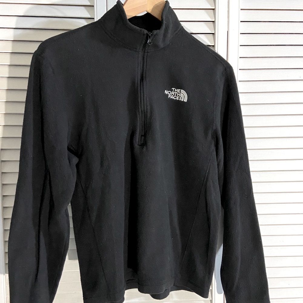 Mens small 1/4 zip